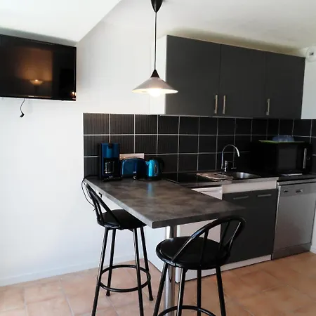 2 Pieces 4 Pers Vue Mer 77843